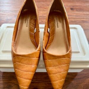 Saks Fifth Avenue Croc-Embossed Pointed-Toe Flats in Tan Cognac